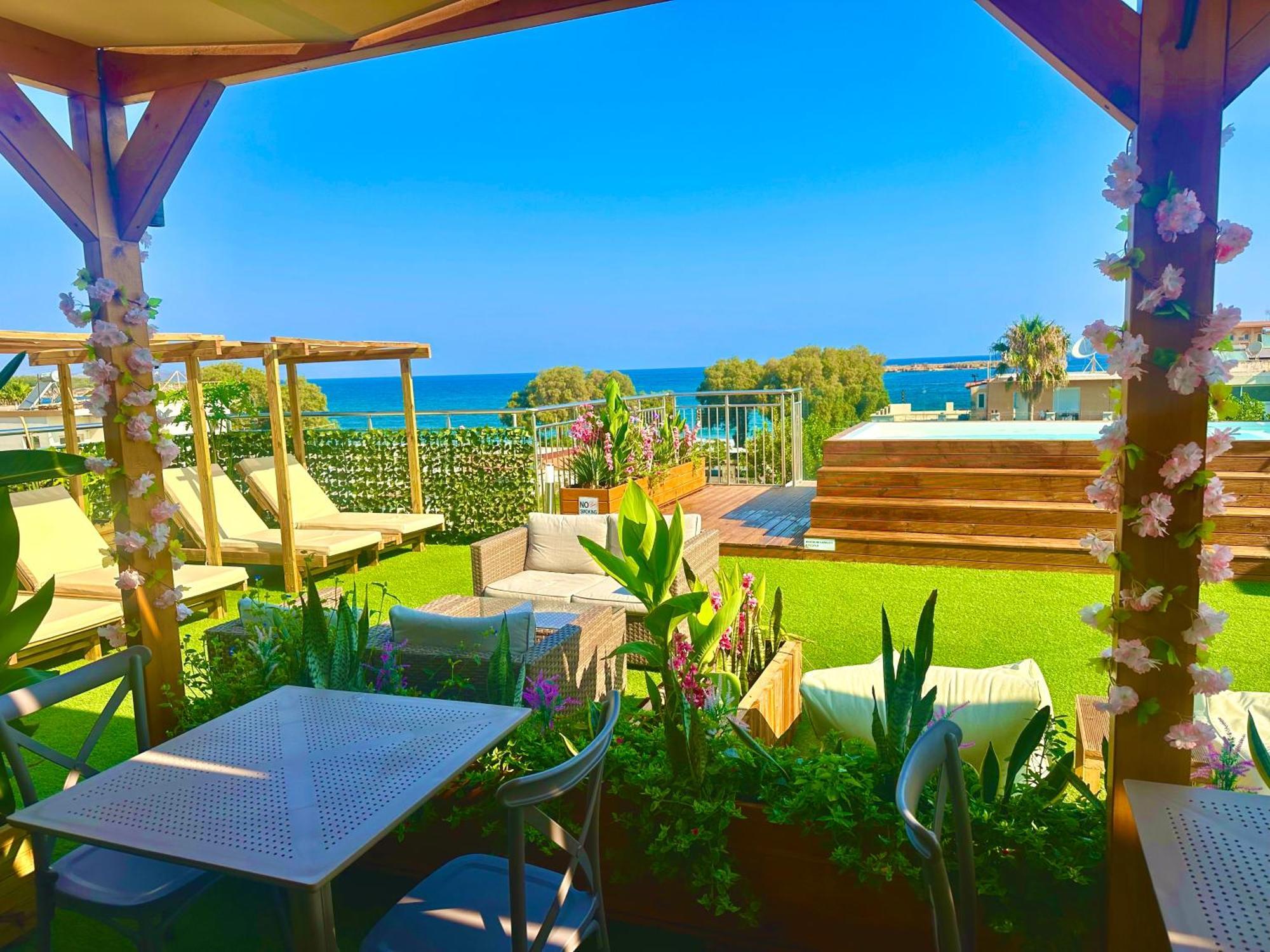 Pearl Seaside Cozy Apartments خانيا المظهر الخارجي الصورة
